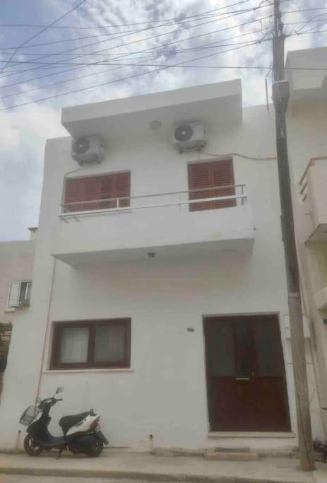 Arsinoe Guest House Ammókhostos Eksteriør bilde
